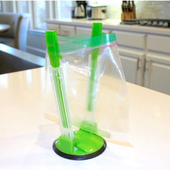 2pk Adjustable Zip loc Bag Holder - Picture 3 of 3